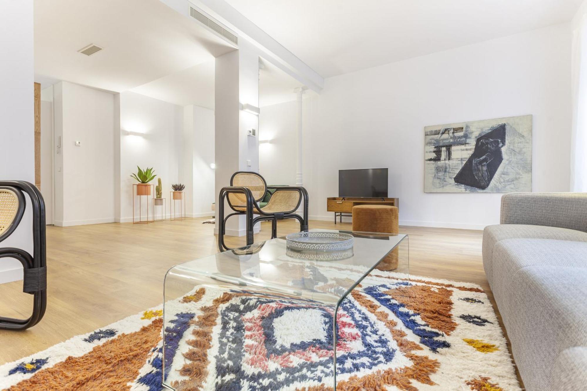 Cibeles Luxe In Madrid — Photos 3